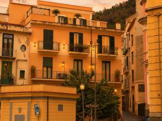 iMoRTiCELLi - Unconventional House - 1