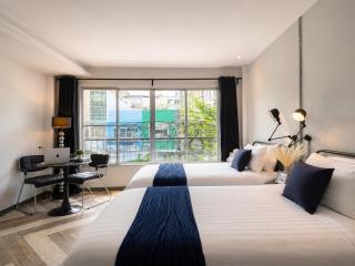 Common Living Iconsiam - 7