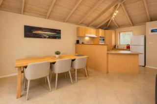 Old Dunsborough Winter Retreat - 9