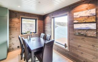 Stunning Home In Borgund With Sauna - 7