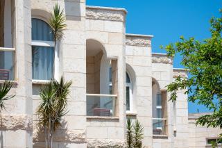Naveh Tamar - Mehadrin Kosher suitable for Ultra-Orthodox guests - 2