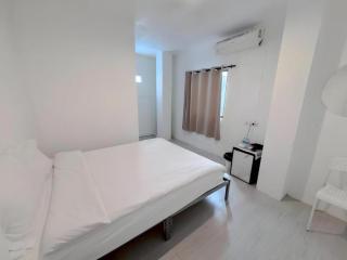 NEWHI B Patong Beach - 8