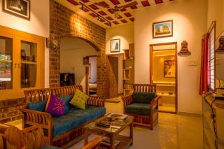 Golden Loom Homestay - 7