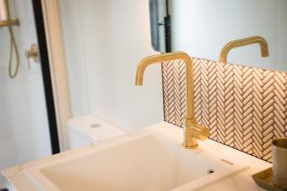 Five Peaks Luxury Lodge with Mountain View Fairlie - 8