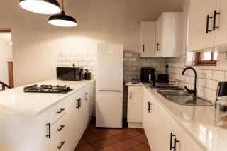Hannah's Home - 4