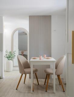 Blush & Gold Hideaway by Villa Prisca - 5