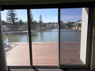 Views for Days, Absolute Waterfront Luxury, Private Jetty, Kayaks - 5
