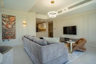 Luxury 2BR Sea View Balcony in Al Reem Island - 1