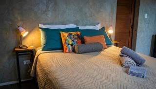 The Grayhouse at Puerto Galera - 8