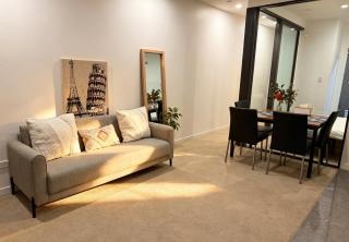 Sunny Auckland CBD Apt Near Sky Tower - 5