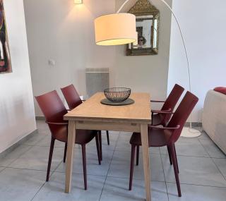 T3 Appartement HYPERCENTRE PROCHE COMMERCE- PARKING - 2 Chambres Wifi Gratuit - 1