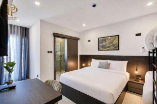 Urban 19 Residences Premium Suite - 0
