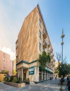 City Hotel - 9