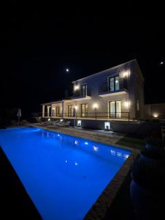 SeaForest Villa, Grand New! 2 km from Beach - 4