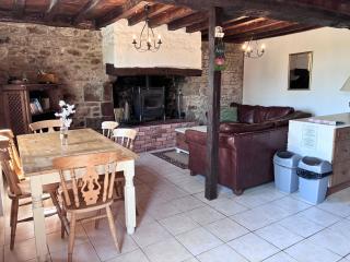 Jasmin Cottage with seasonal Swimming Pool - 3