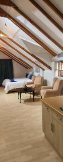 Brookyard Guest House - 5