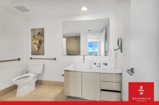 Spacious 1BR - Bay View - 3