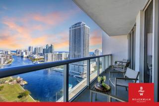 Modern 1BR Bay View - Beachwalk Resort & Pool - 7