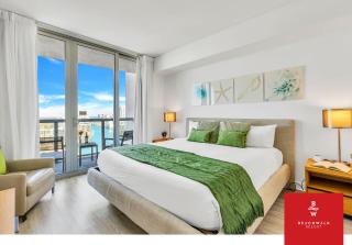 Marina Panorama 2BR - Luxury Resort Condo - 7