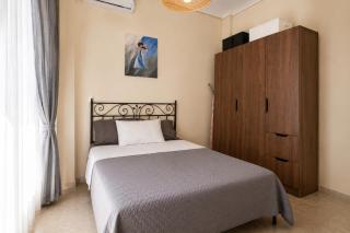 Family Apartment 2 Bedrooms 50m to Beach - 2