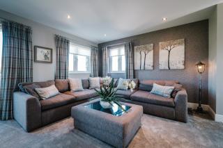 The Penthouse @ Carus Green - 6