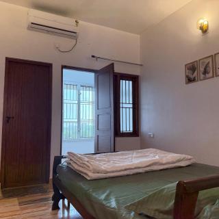 Cozy 3bhk Apartment - 7