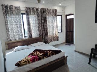 Hotel KHATU SHYAM NIWAS - 4