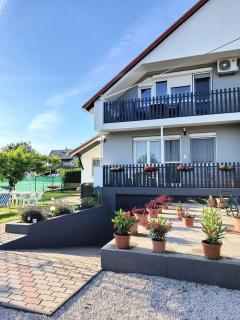 Apartments in Gyenesdias Balaton 18806 - 0