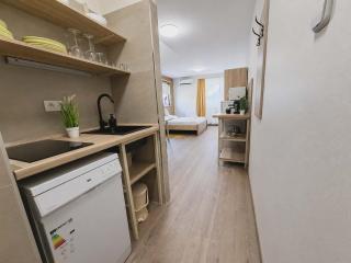 Amulett Studios Apartment - 0
