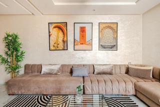 Central & Moroccan 2 Bedrooms Hassan Tower - 8