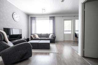 Tuomenkukka A3 by Hiekka Booking - 1