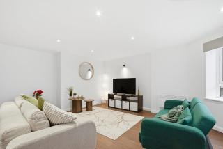 Old Town Escape - 2 Bedroom Apartment Sleeps 6 - 6