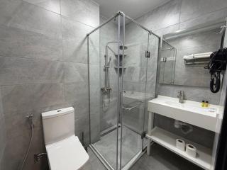 Aurora Hotel Batumi - 2