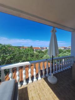 Cozy Apt 1 Min to the Sea - Private Terrace - Free Parking - 9