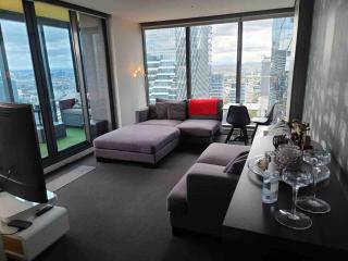 Entire designer apartment in city - amazing views - 4