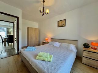 Apartment Almira with sea view - Krk - 1