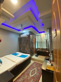 Guru hotel and lodge - 2
