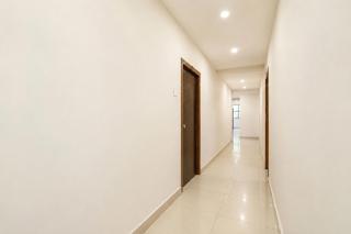 Fabhotel Sitara Grand - Nr Jagadamba Junction - 6