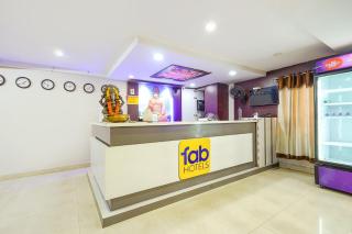 Fabhotel Sitara Grand - Nr Jagadamba Junction - 3