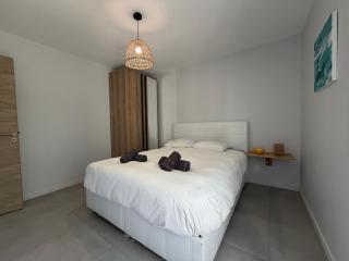 Goeland apt confortable avec belle terrasse vue dégagée 3 chambres parking privatif à 900 m de la plage et tous commerces près de Bayeux sur plages du débarquement - 6