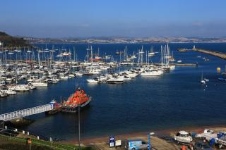 Devoncourt Devoncoast SeaView Apartments - Brixham - 0