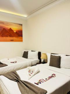 M Pyramids Hotel - Cairo - 3