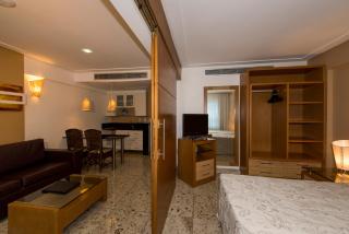 Coral Plaza Apart Hotel - 3