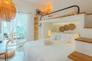 Arcadia Luxury Rooms Seaside Cuisine - 9