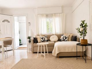 Your charming home in La Siesta - 0
