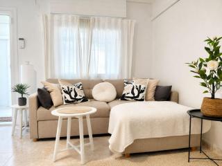 Your charming home in La Siesta - 4