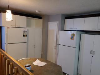 Le1226-Private Room 4 with Free WIFI and Parking - 3