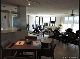 Two Bedroom Waterfront Residence with Intracoastal - 4