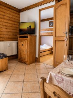 Au cœur de Chamonix – La Ginabelle, Calme avec Piscine, Sauna & Garage - 4