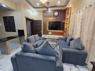 Agya Comfort Suites Luxurious 2BHK near Jammu Airport - 8
